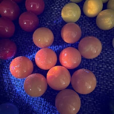 Vintage Chinese Checkers Replacement Glass Marbles 60 Solid Swirl 365 Glow - Thumbnail 3