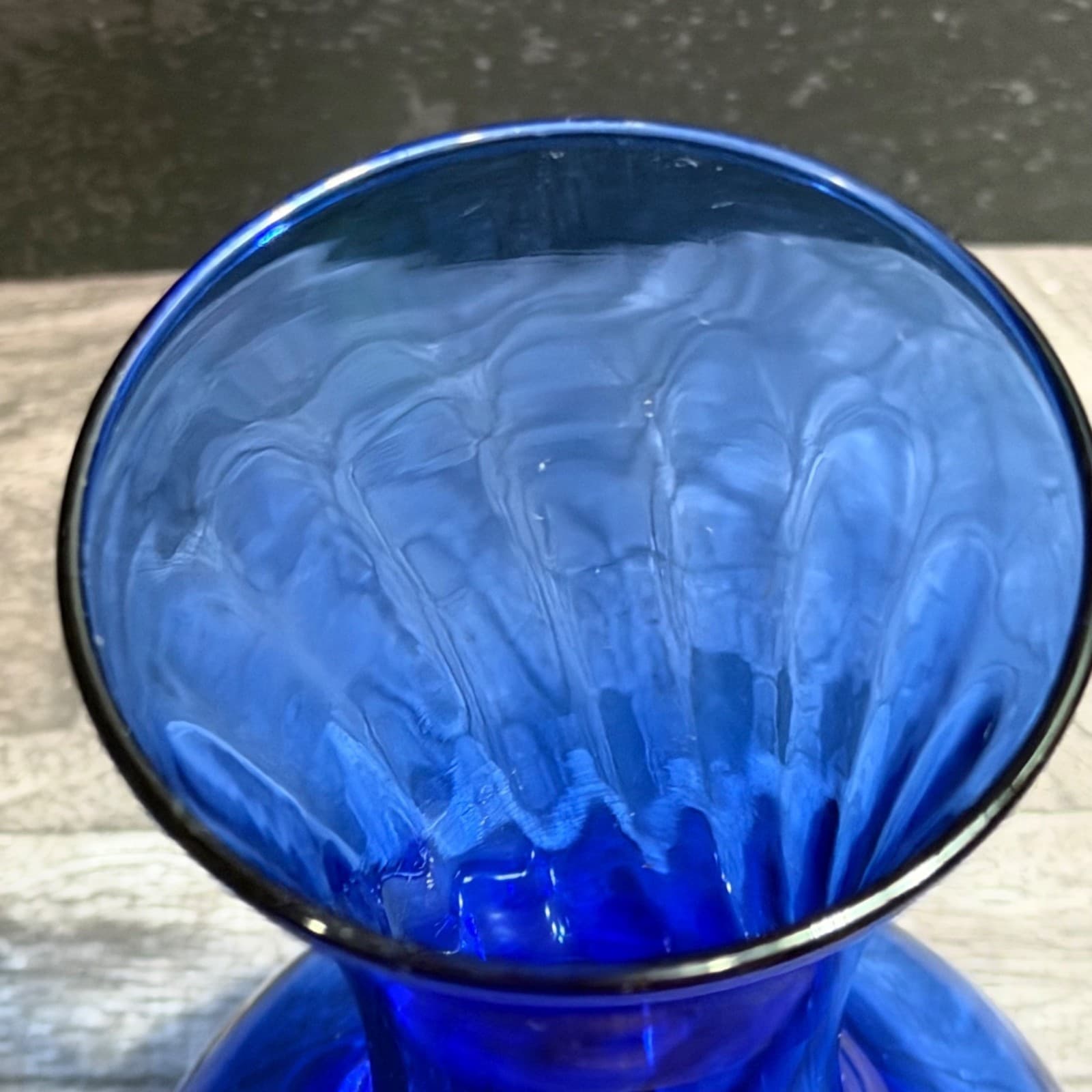 Indiana Glass Illusions Cobalt Blue Optic Swirl Vase 7.25" New With Label - Thumbnail 2