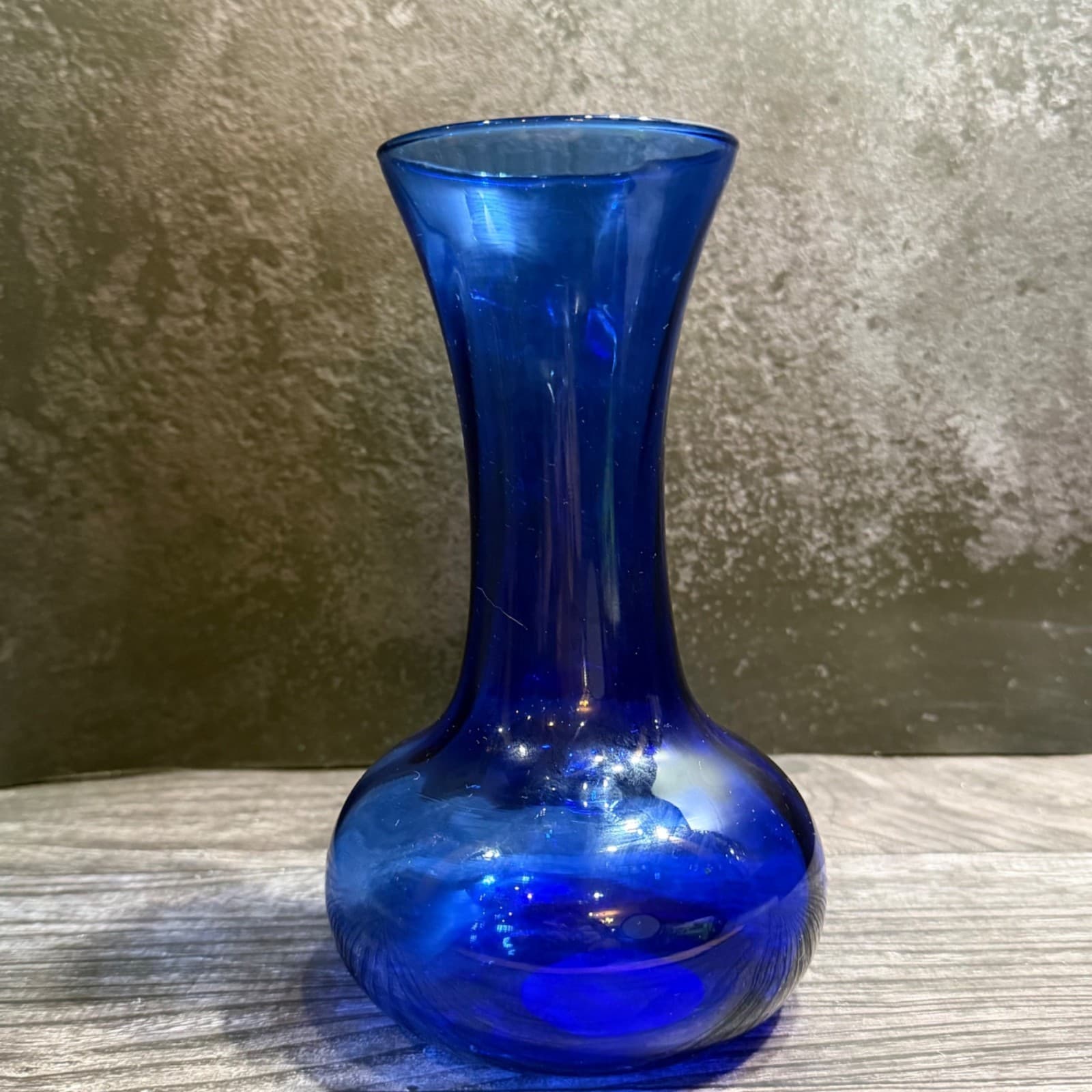 Indiana Glass Illusions Cobalt Blue Optic Swirl Vase 7.25" New With Label - Thumbnail 5
