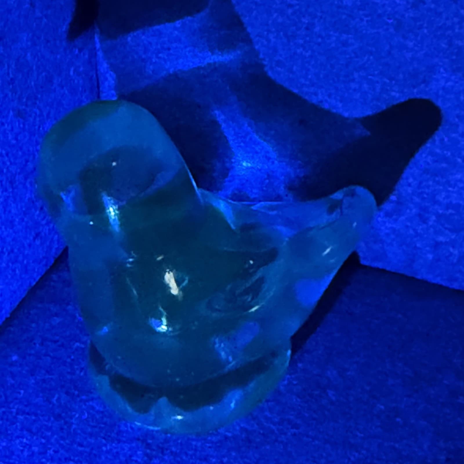Vintage Bluebird Of Happiness Art Glass Figurine Shelf Decor Terra Studios - Thumbnail 9