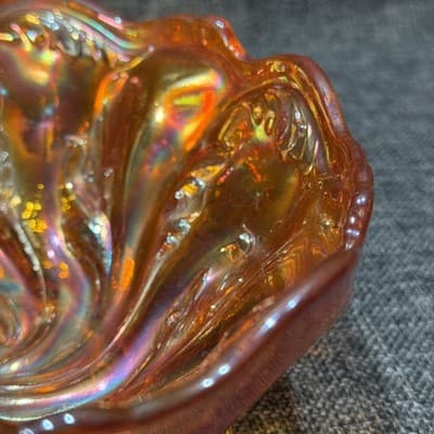 Imperial Marigold Carnival Glass Acanthus Round Bowl EAPG Swirl Early 1900’s - Thumbnail 4