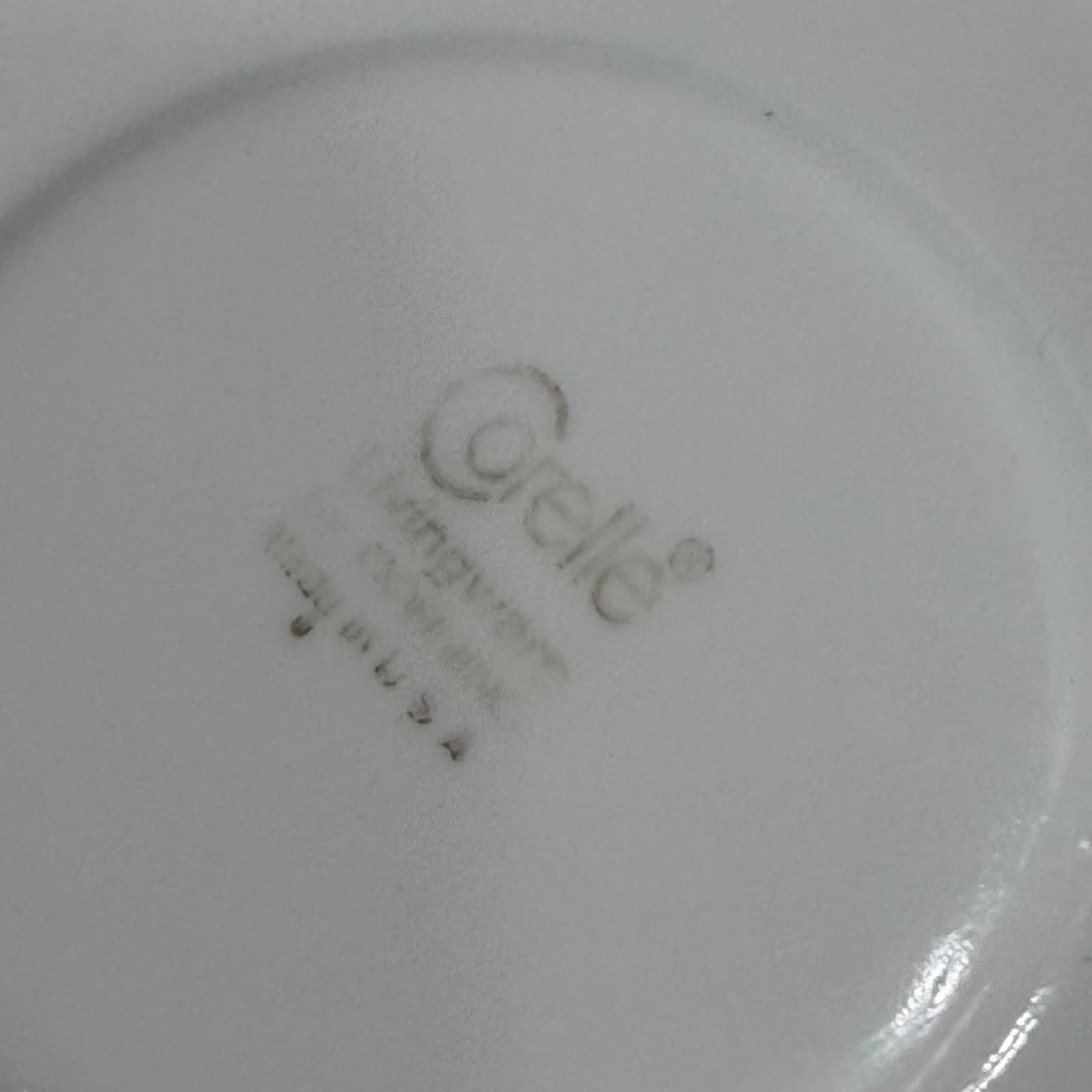 Corelle Spring Blossom Crazy Daisy Saucers Set Of 2 6.25 Inch Vintage Green Flor - Thumbnail 6