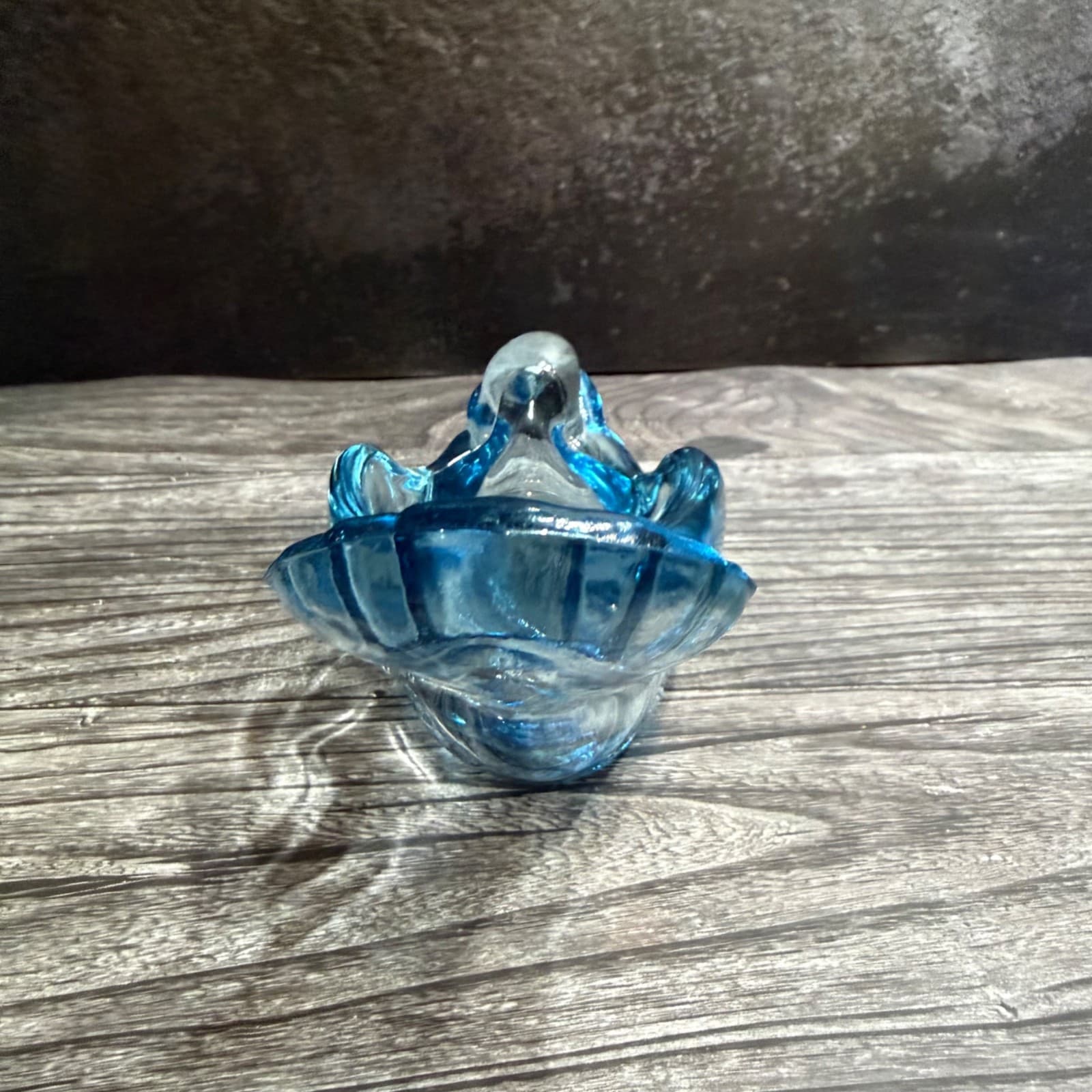 Vintage Fenton Art Glass Blue Dove Bird Votive Candle Holder Or Trinket Dish - Thumbnail 6