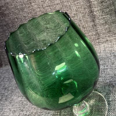 Empoli Italian Emerald Green Optic Glass Brandy Snifter Vase 6” Tall Twist - Thumbnail 6