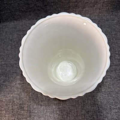 Glowing Vintage Anchor Hocking Vitrock Uranium Milk Glass Vase Old Cafe 7" Tall - Thumbnail 7