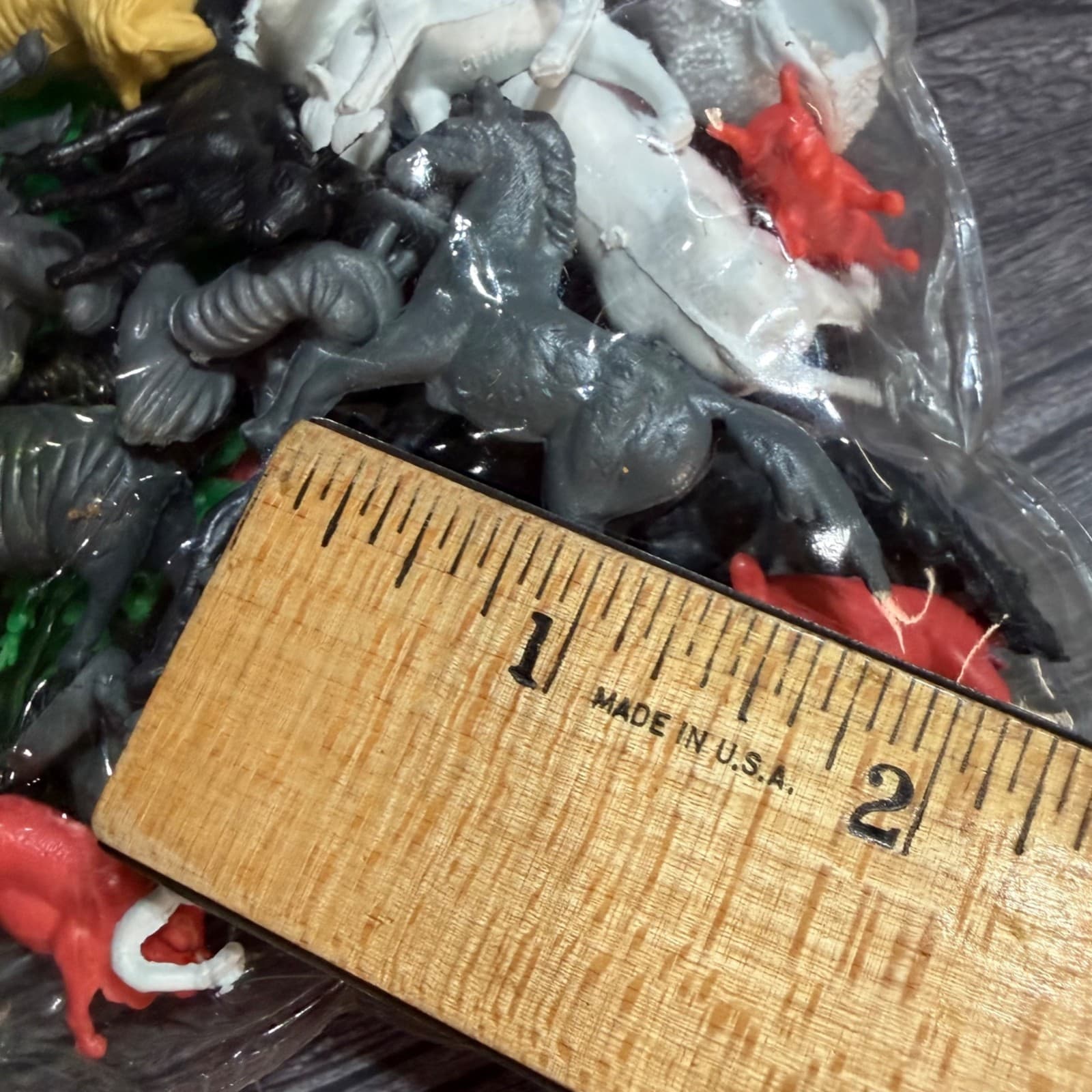 Animal World Farm Plastic Figurines 41-Piece Set VTG 1980s Farm Animal Toys NOS - Thumbnail 10