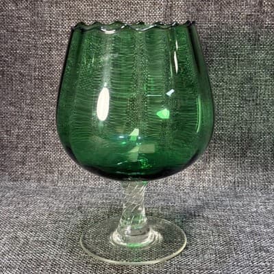 Empoli Italian Emerald Green Optic Glass Brandy Snifter Vase 6” Tall Twist - Thumbnail 5