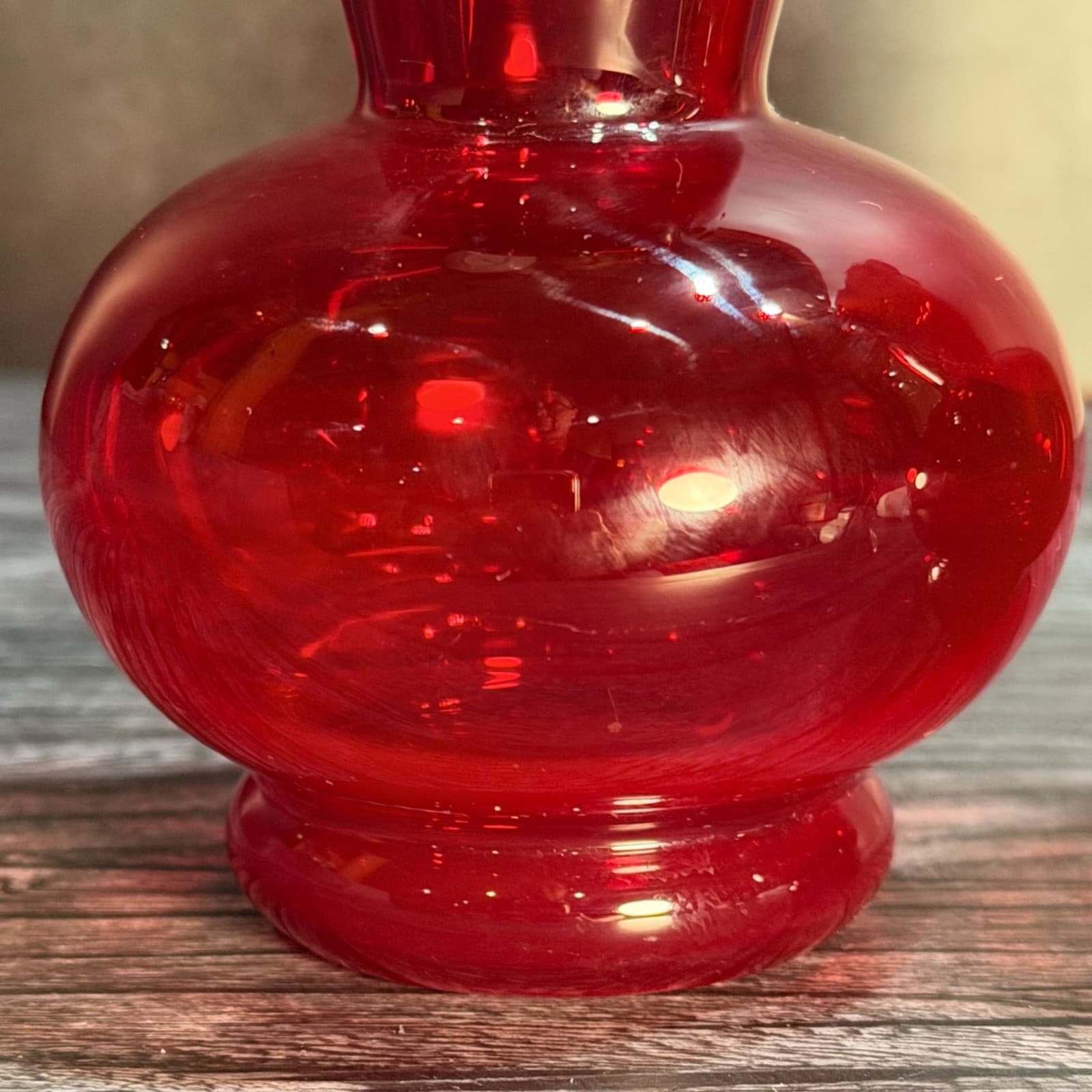 Pair VTG Ruby Red Glass Small Vases Ruffled Edge Elegant Mid-Century Style Blood - Thumbnail 5