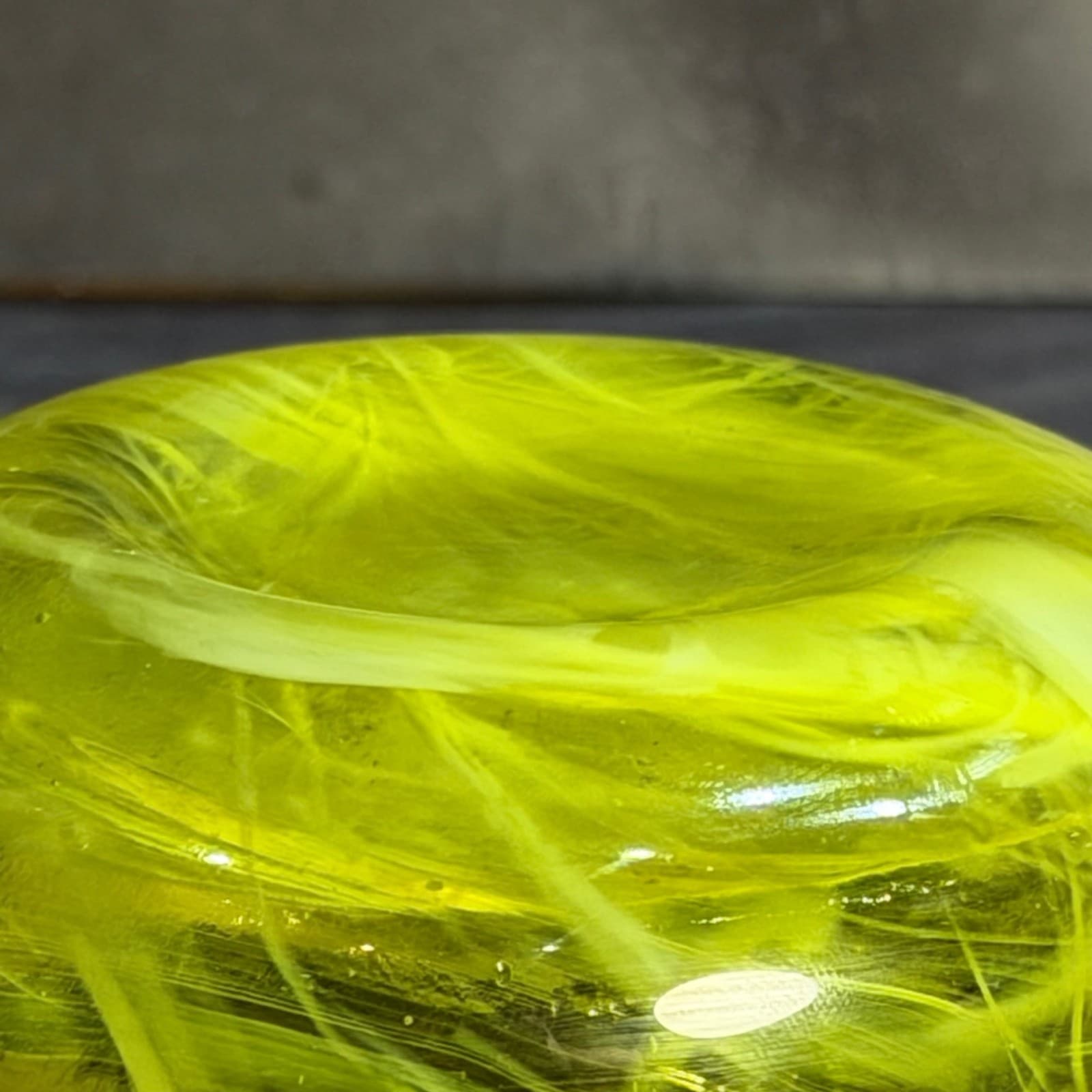 Hand Blown Yellow Art Glass Bowl UV Glow Uranium-Cadmium Design Ruffled Edge VTG - Thumbnail 13