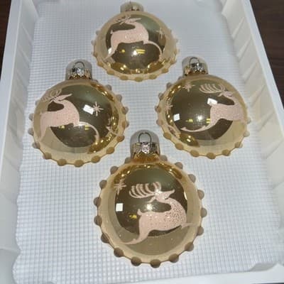 Vintage Victoria Collection 4 Gold Glitter Reindeer Glass Christmas Ornaments - Thumbnail 6