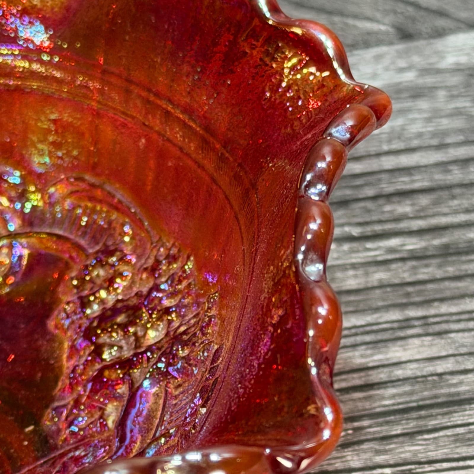 VTG L.E. SMITH Red Iridescent Windmill Design Carnival Glass Bowl 8"W Ruffle - Thumbnail 6