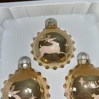 Vintage Victoria Collection 4 Gold Glitter Reindeer Glass Christmas Ornaments - Thumbnail 7