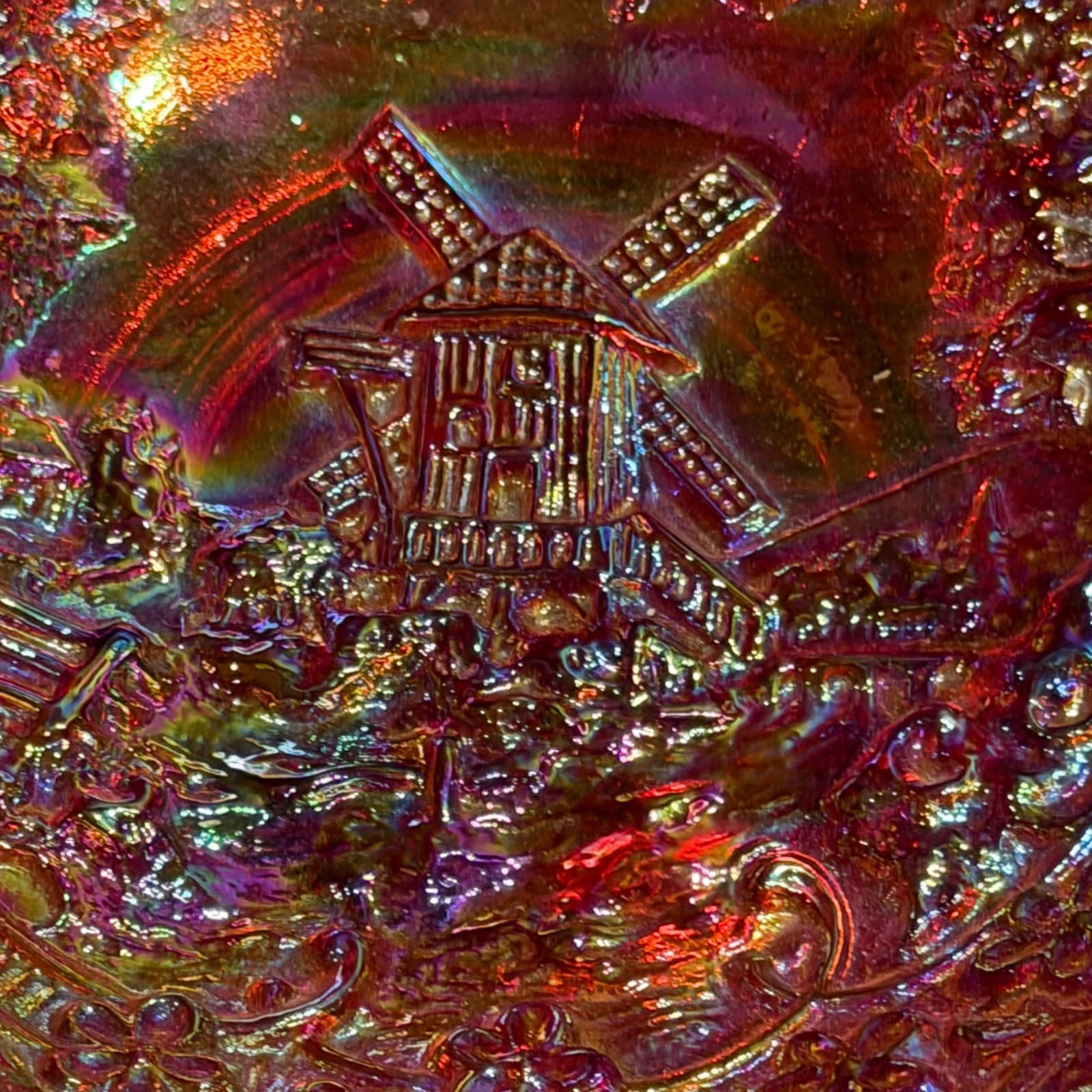 VTG L.E. SMITH Red Iridescent Windmill Design Carnival Glass Bowl 8"W Ruffle - Thumbnail 2