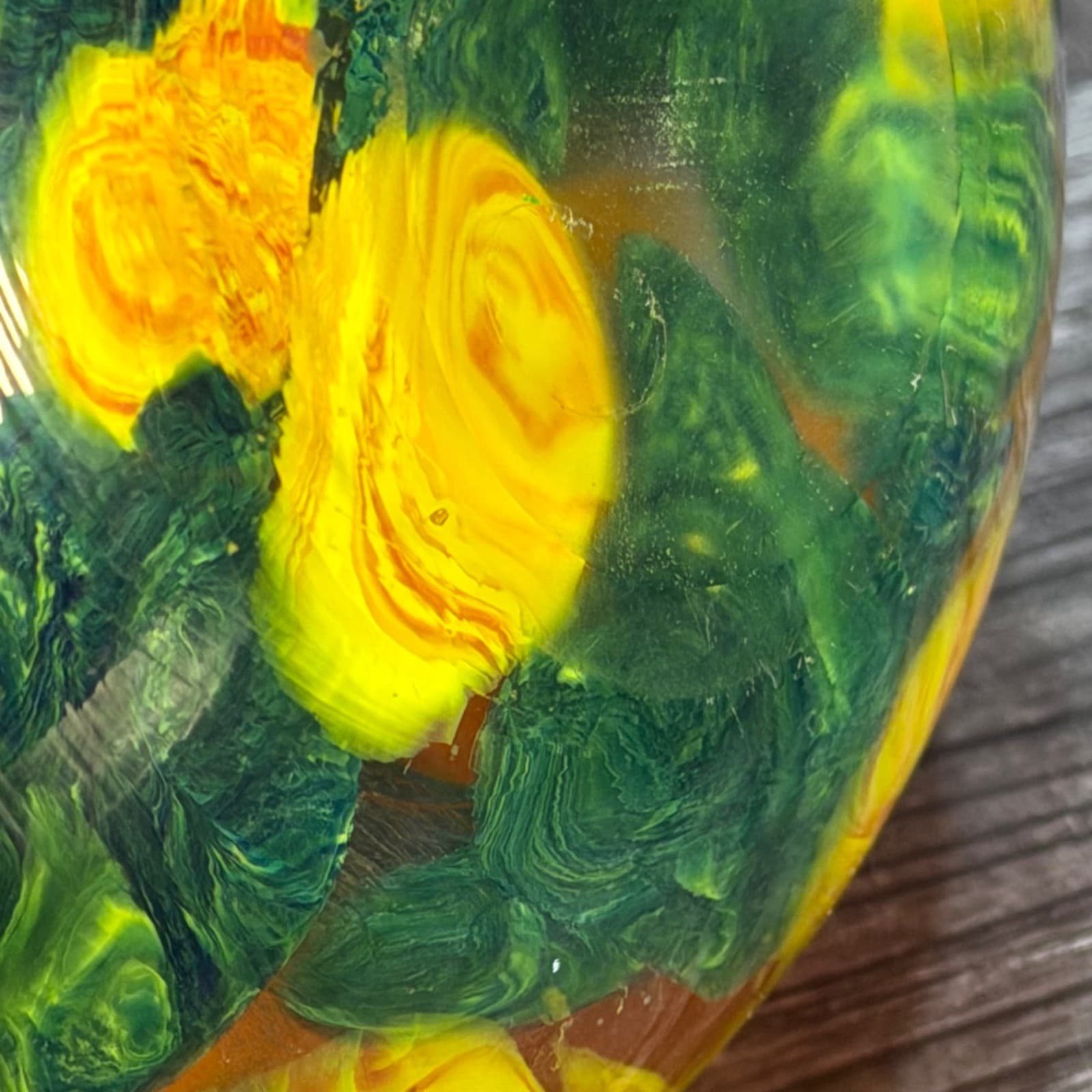 Hand Blown Swirled Art Glass 11.5" Vase Ruffled Edges Orange & Green Vintage - Thumbnail 8