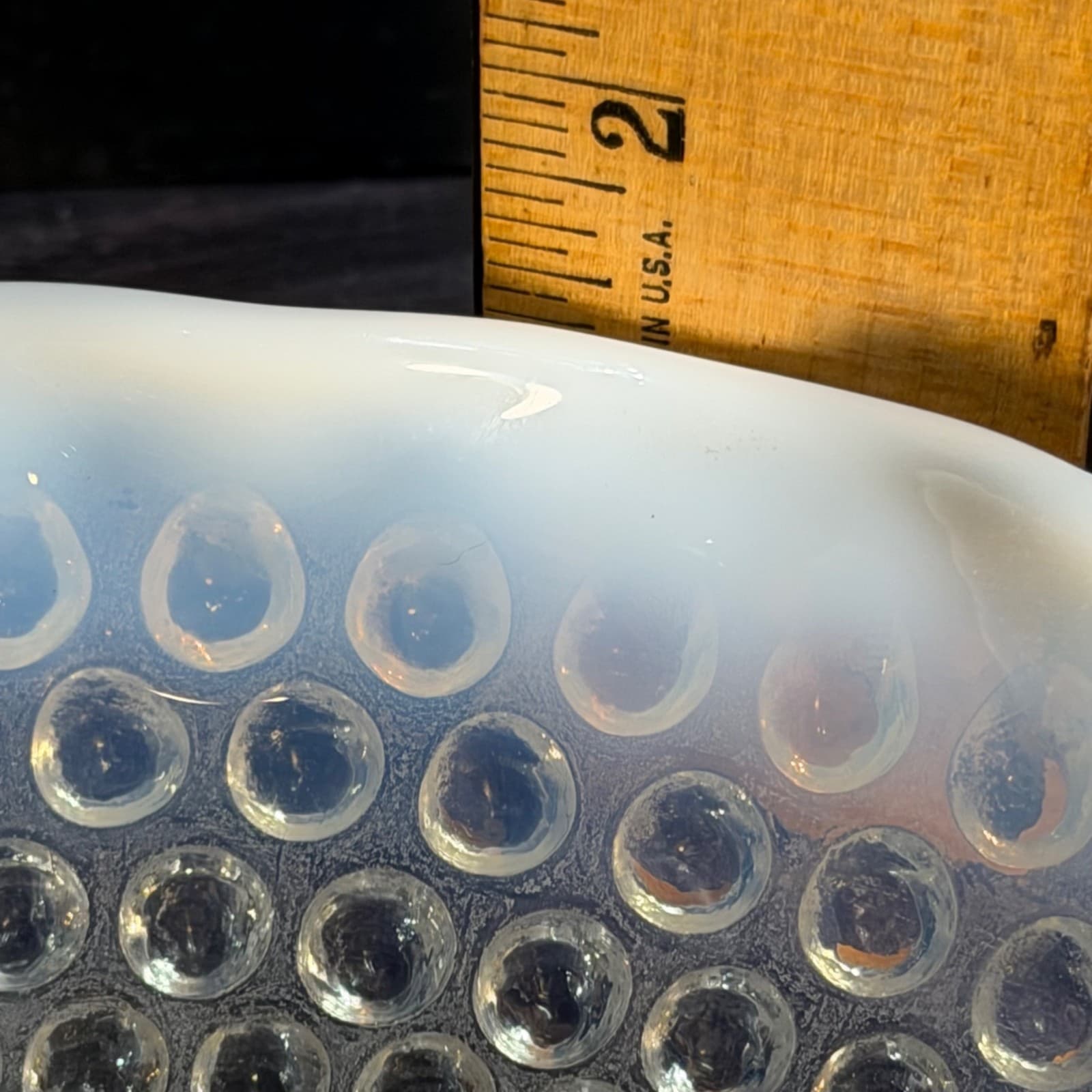 Vintage Relish Opalescent Hobnail Glass Divided Dish With Ruffled Edges - Thumbnail 7