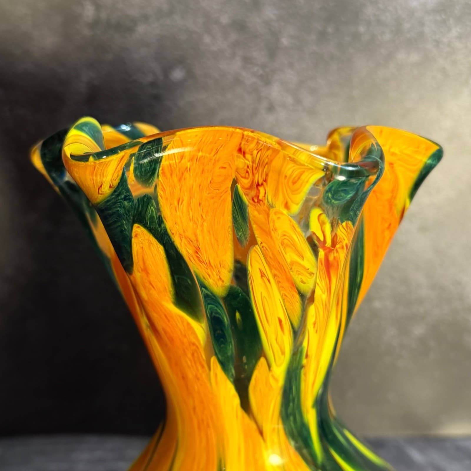 Hand Blown Swirled Art Glass 11.5" Vase Ruffled Edges Orange & Green Vintage - Thumbnail 5