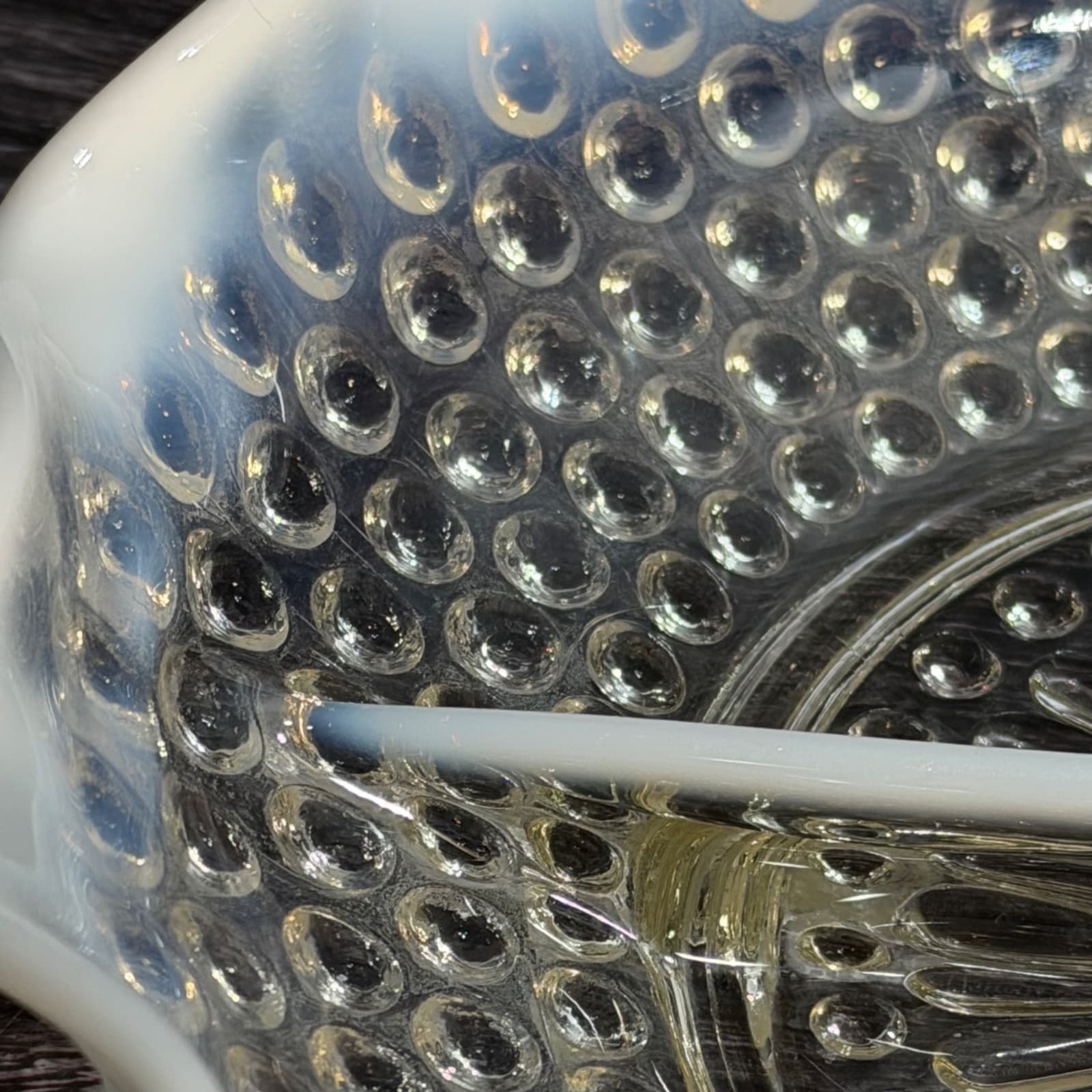 Vintage Relish Opalescent Hobnail Glass Divided Dish With Ruffled Edges - Thumbnail 6