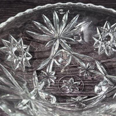 Vintage Anchor Hocking Star Of David Scalloped Clear Pressed Glass Footed Bowl - Thumbnail 5