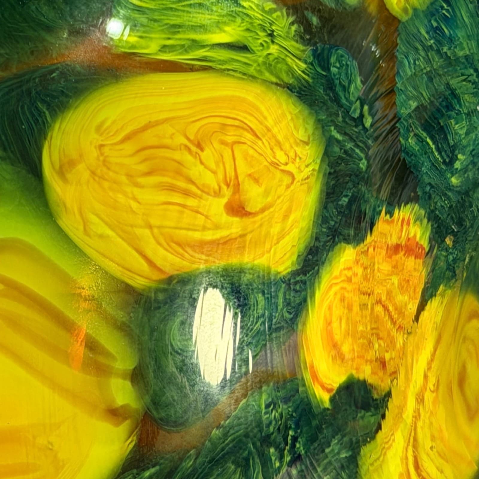 Hand Blown Swirled Art Glass 11.5" Vase Ruffled Edges Orange & Green Vintage - Thumbnail 6