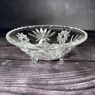 Vintage Anchor Hocking Star Of David Scalloped Clear Pressed Glass Footed Bowl
