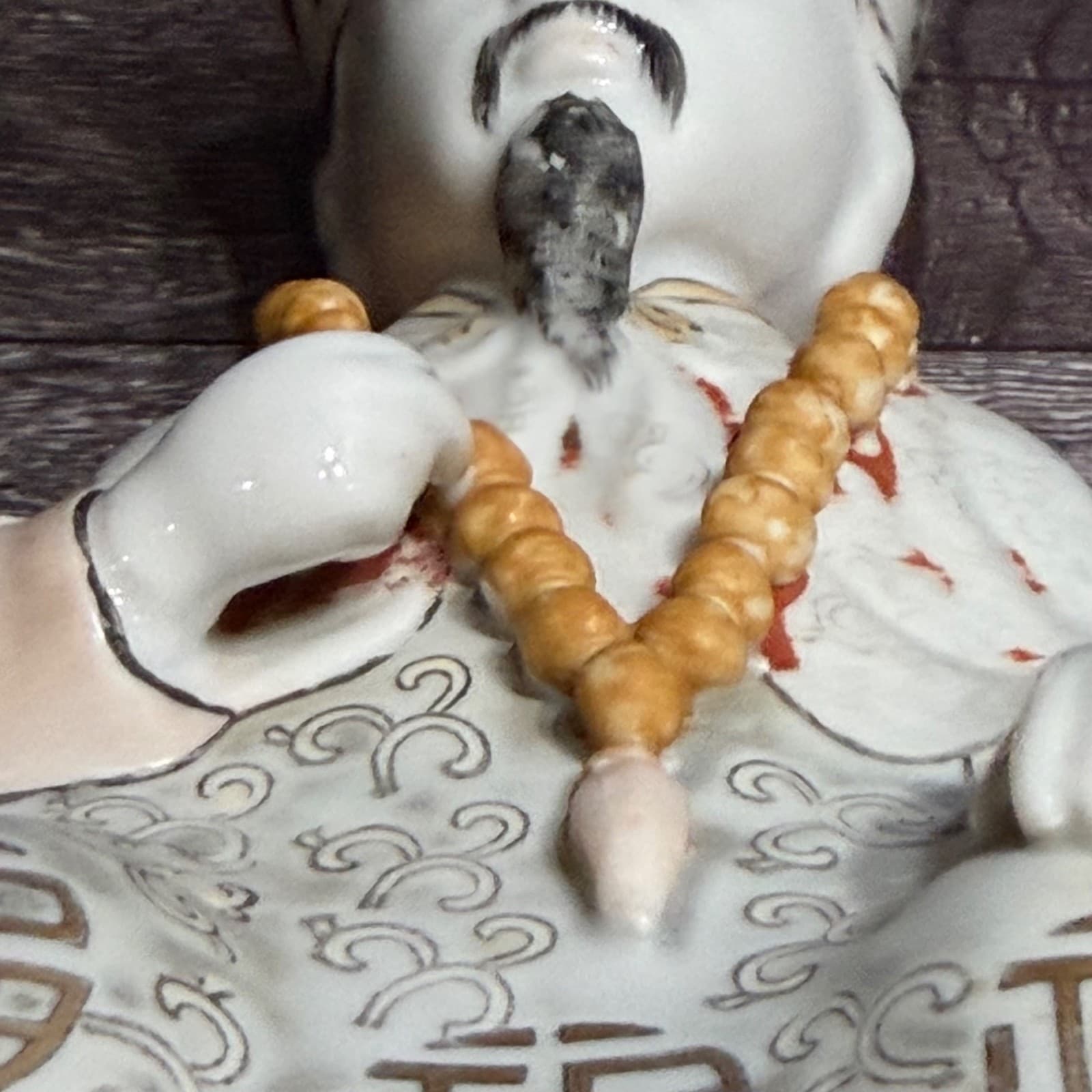 Porcelain Chinese Scholar Figurine In Traditional Robes With Beaded Necklace Han - Thumbnail 12
