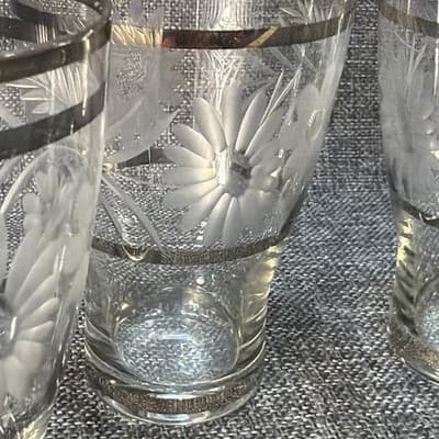 Vintage MCM Cut Daisy Tumbler Drinking Glasses Silver Tapered Highball Set Of 4 - Thumbnail 3