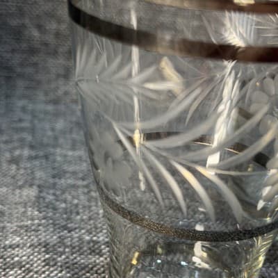 Vintage MCM Cut Daisy Tumbler Drinking Glasses Silver Tapered Highball Set Of 4 - Thumbnail 5