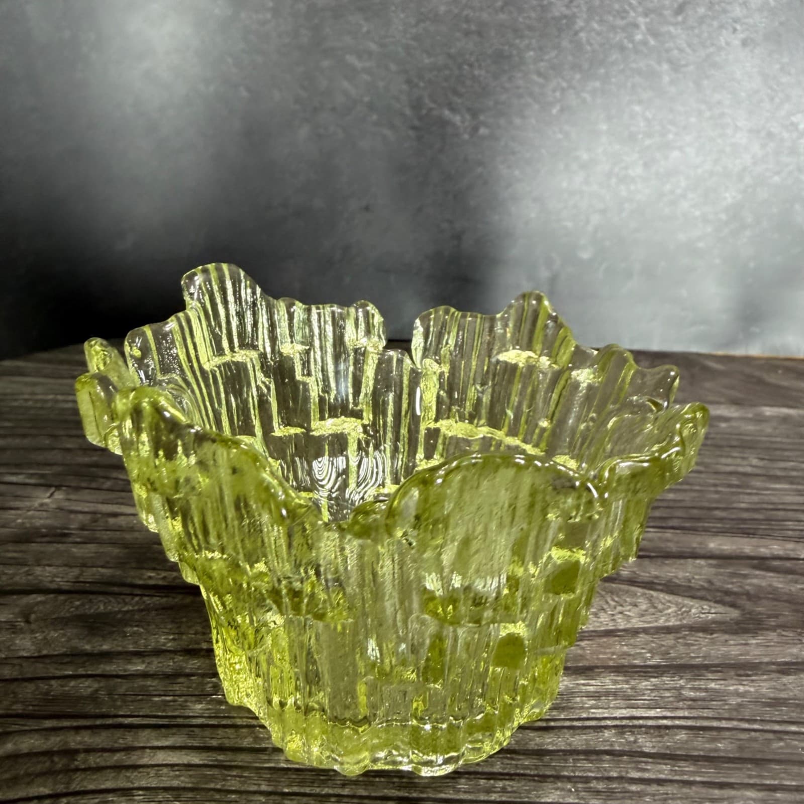 Dalzell-Viking Glass Yellow Icicle Glimmer Candle Tealight Holder VTG Home Décor - Thumbnail 7