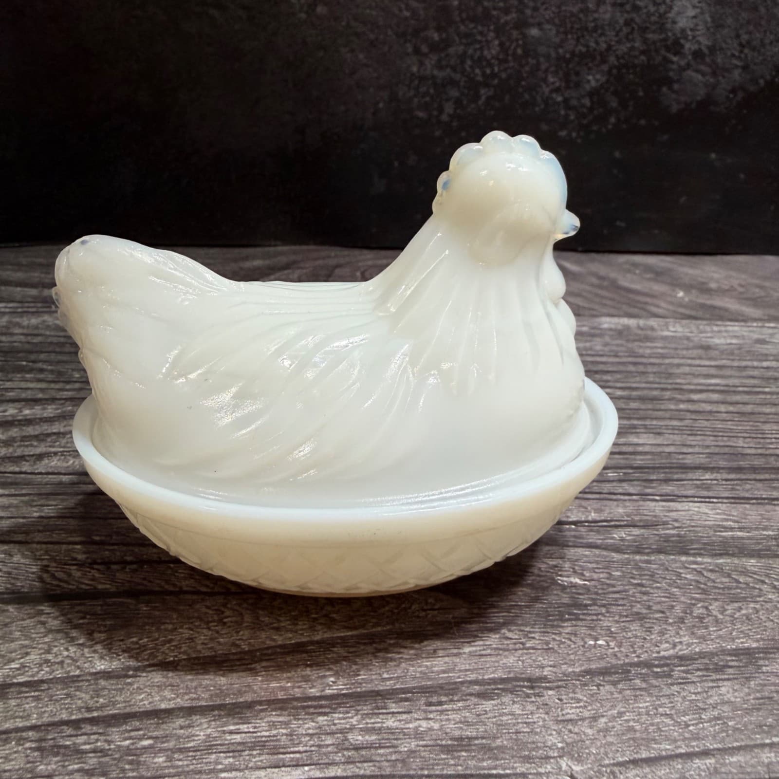 Hen On Nest Dish With Lid Hazel Atlas Platonite Opaline Milk Glass Smaller Size - Thumbnail 3