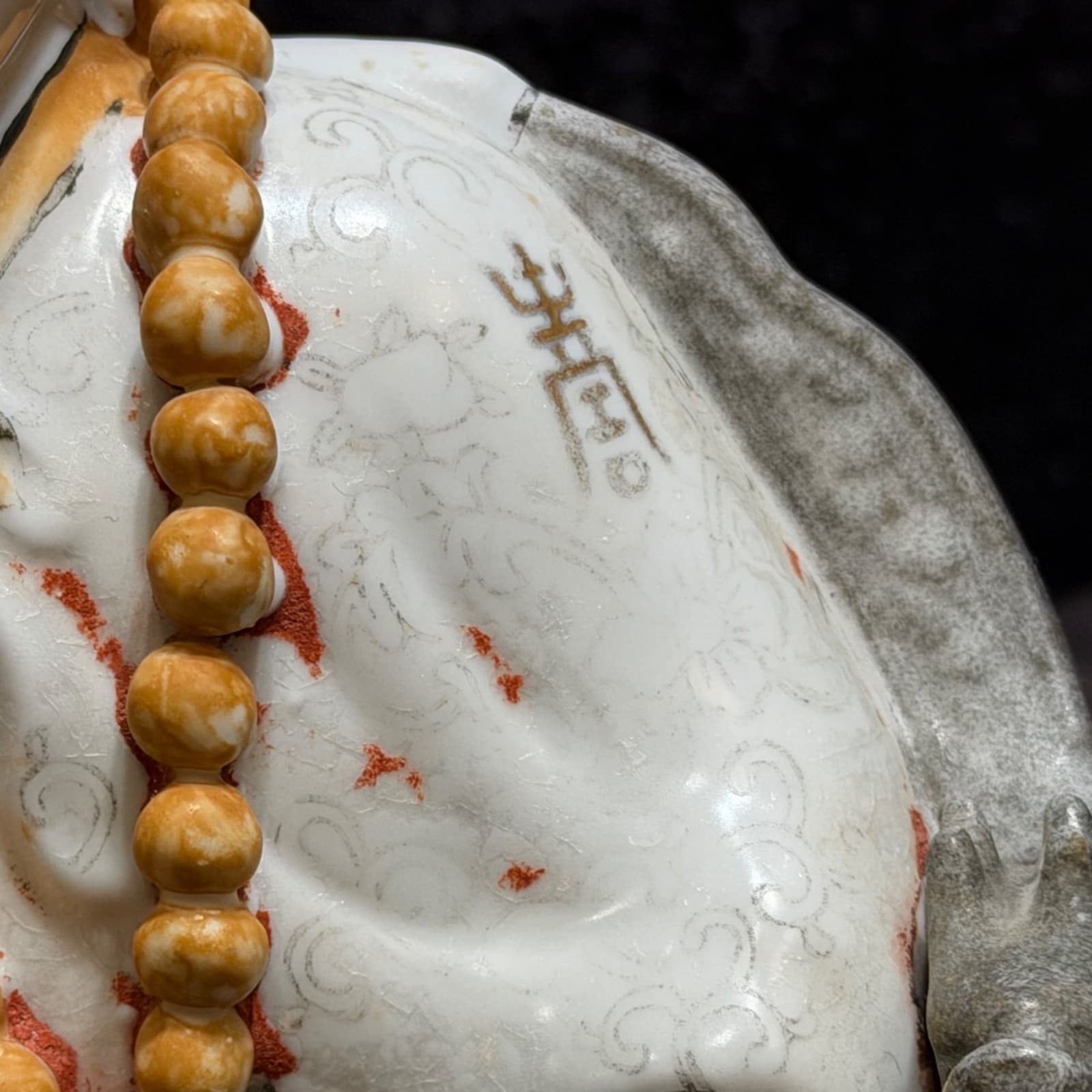 Porcelain Chinese Scholar Figurine In Traditional Robes With Beaded Necklace Han - Thumbnail 3