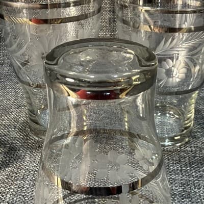 Vintage MCM Cut Daisy Tumbler Drinking Glasses Silver Tapered Highball Set Of 4 - Thumbnail 8