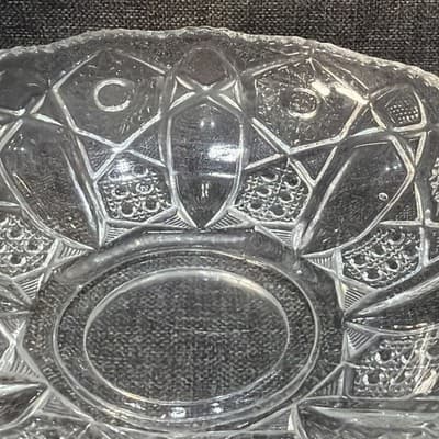 Vintage Clear Pressed Glass Hobstar Sawtooth Rim 9” Serving Bowl EAPG - Thumbnail 5