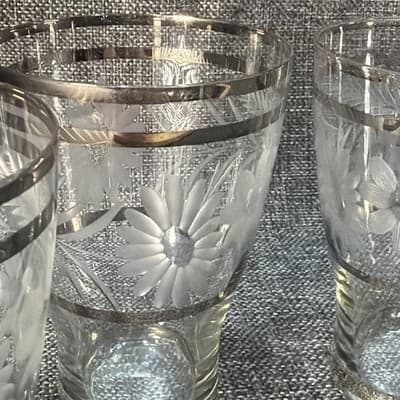 Vintage MCM Cut Daisy Tumbler Drinking Glasses Silver Tapered Highball Set Of 4 - Thumbnail 4
