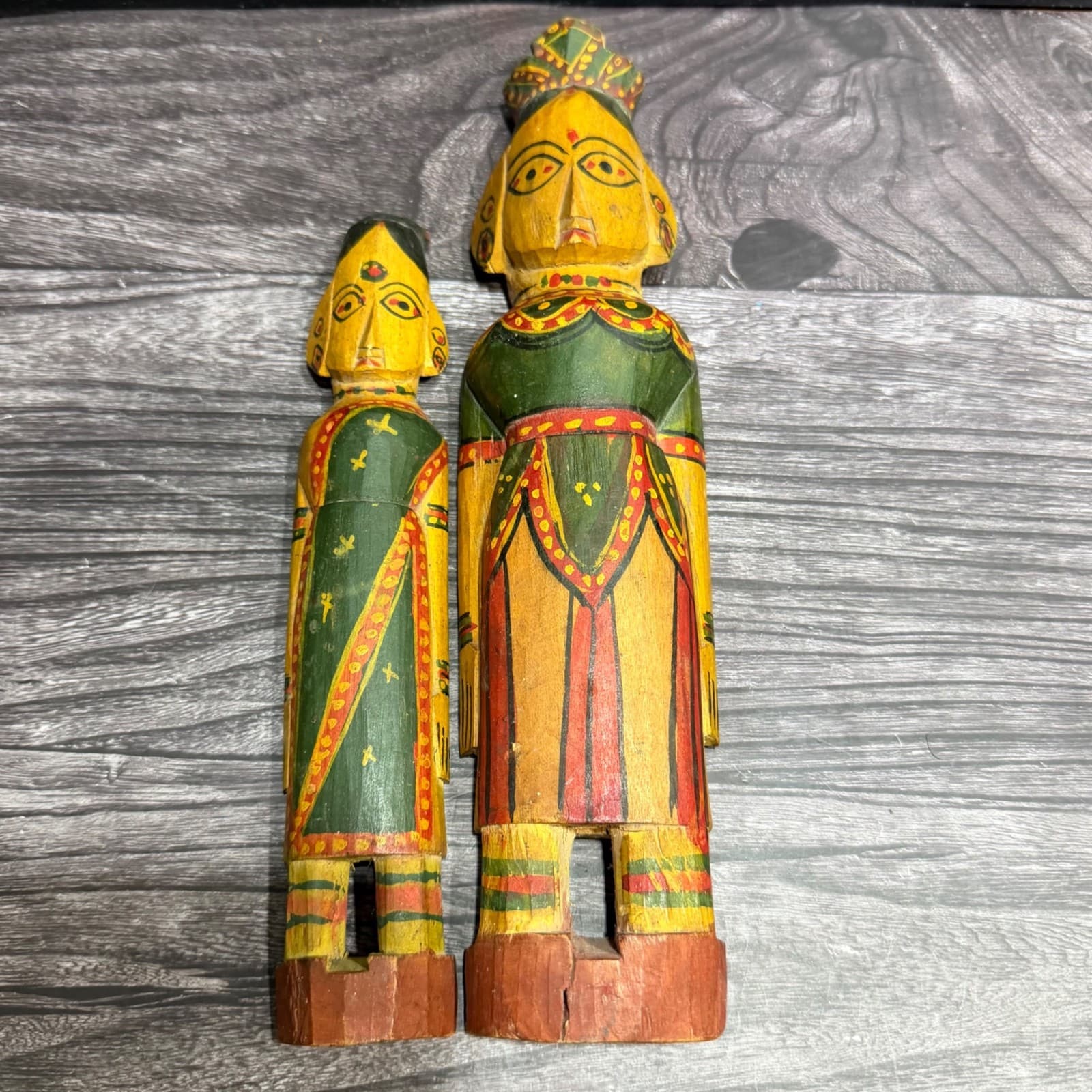Hand-Painted Vintage Wooden Figurines In Folk Art Style - Set Of 2 Green & Yello - Thumbnail 2