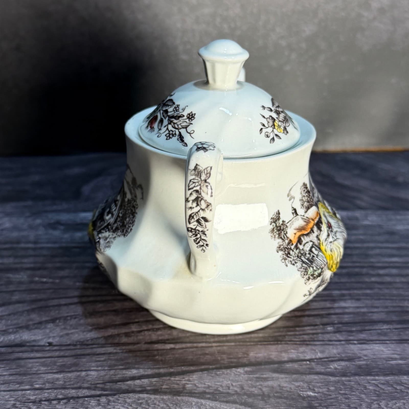 Mid-Century Staffordshire Hand Engraved Yorkshire Ironstone Sugar Bowl With Lid - Thumbnail 3