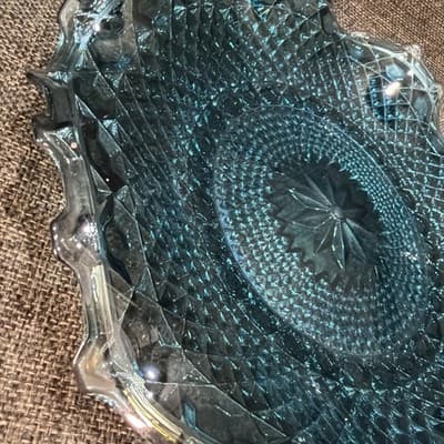 Glows Indiana Glass Windsor Blue Carnival Glass Diamond Point Ruffled Bowl Tray - Thumbnail 7