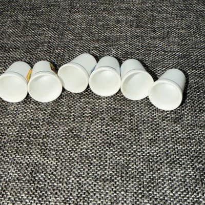 6 Porcelain Thimbles- Morton salt, Campbells, Coca Cola, Bon Ami, A&H and Ivory - Thumbnail 7
