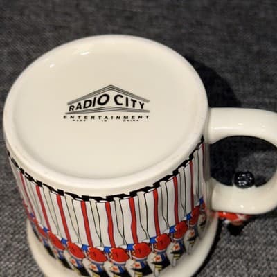 Christmas Spectacular Parade of Wooden Soldiers Mug Radio City Music Hall Cannon - Thumbnail 8