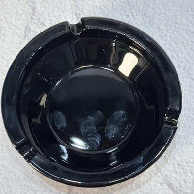 Vintage Black Round Ashtray 4.5” Across 3 Cigarette Slots Thick Glass MCM EUC - Thumbnail 3