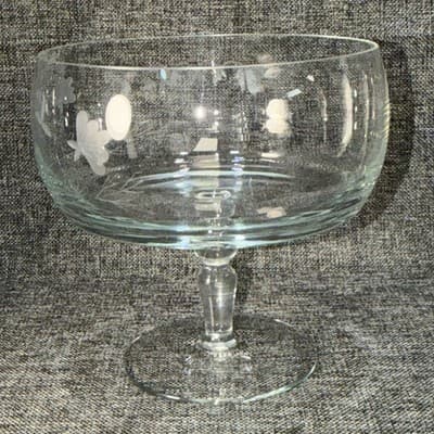 Vintage Etched Glass Pedestal Compote Bowl Centerpiece Floral Fruit Or Pudding - Thumbnail 5