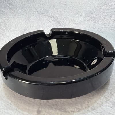 Vintage Black Round Ashtray 4.5” Across 3 Cigarette Slots Thick Glass MCM EUC - Thumbnail 2