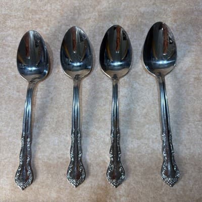 4 Pfaltzgraff HEIRLOOM REMEMBRANCE BETHANY Stainless Silverware Soup Spoons
