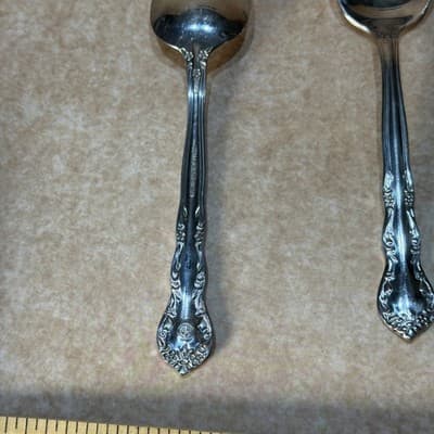4 Pfaltzgraff HEIRLOOM REMEMBRANCE BETHANY Stainless Silverware Soup Spoons - Thumbnail 5