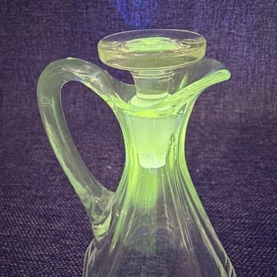 Antique EAPG Molded & Blown Heavy Glass Cruet 5.25″ Manganese Glow W Stopper ECU - Thumbnail 2