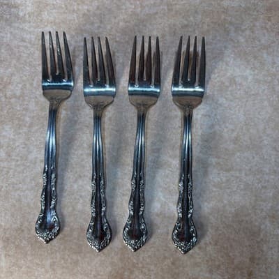 4 Pfaltzgraff HEIRLOOM REMEMBRANCE BETHANY Stainless Silverware Salad Forks
