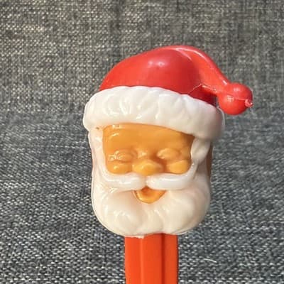 Vintage PEZ Dispenser SANTA CLAUS With Hat No Feet Austria Closed Eyes Christmas - Thumbnail 2