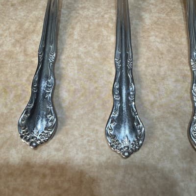4 Pfaltzgraff HEIRLOOM REMEMBRANCE BETHANY Stainless Silverware Teaspoons Spoons - Thumbnail 2