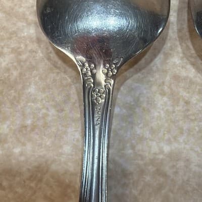 4 Pfaltzgraff HEIRLOOM REMEMBRANCE BETHANY Stainless Silverware Teaspoons Spoons - Thumbnail 9