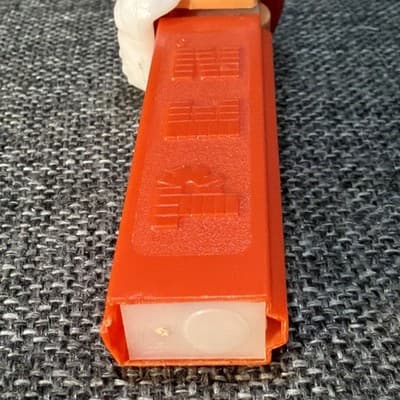 Vintage PEZ Dispenser SANTA CLAUS With Hat No Feet Austria Closed Eyes Christmas - Thumbnail 6