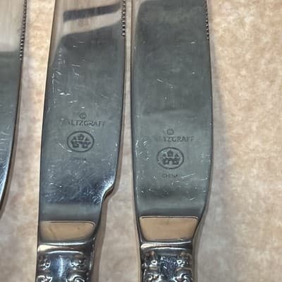 4 Pfaltzgraff HEIRLOOM REMEMBRANCE BETHANY Stainless Silverware Butter Knives - Thumbnail 2